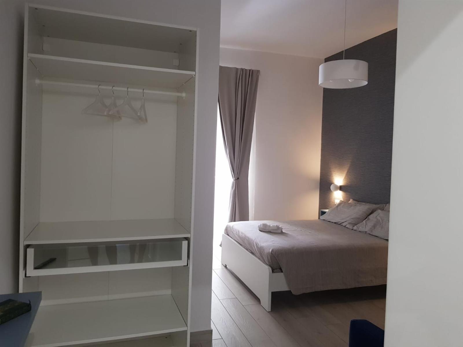 B&B Miglio Sacro เนเปิลส์ ห้อง รูปภาพ